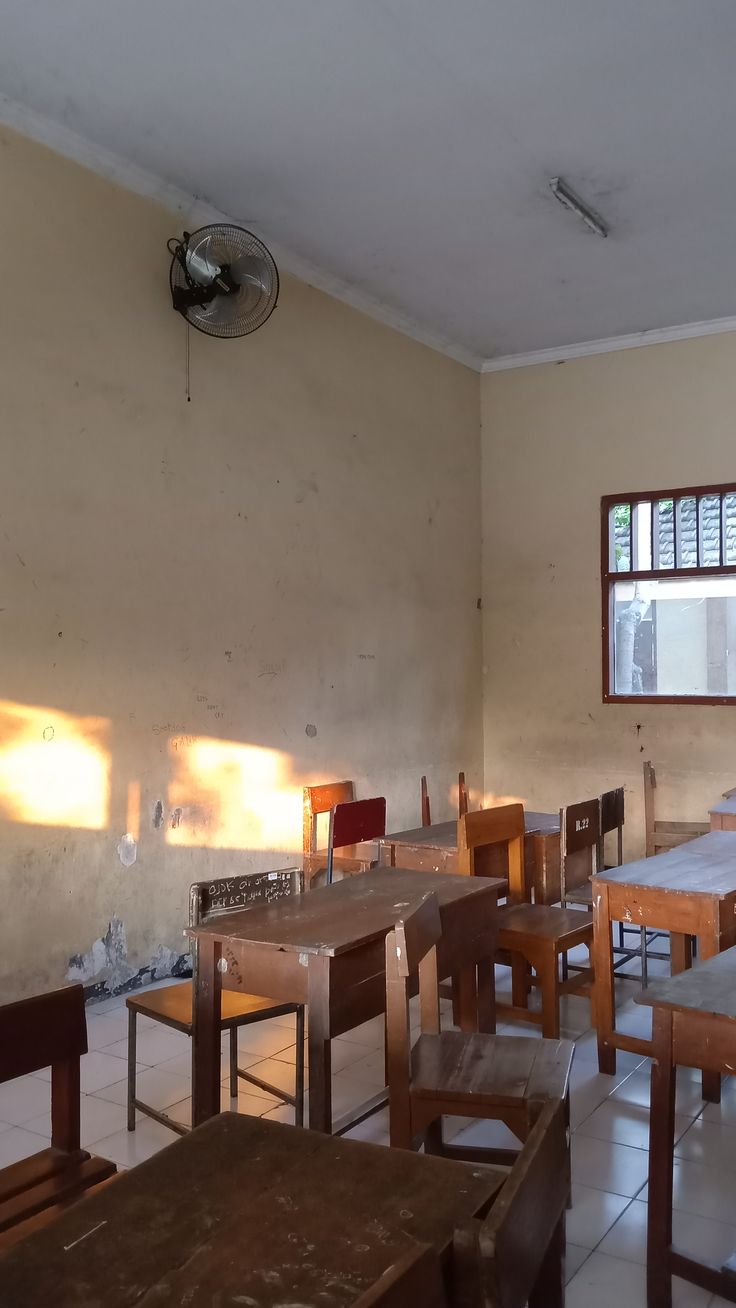 Ruang Kelas 1-6 